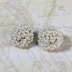 Vintage 50s faux pearl cluster round clip on earrings